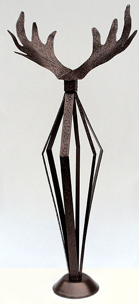 Arja Krossbeckin veistos Forest King